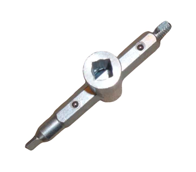 Chiave universale per ramponi nei ferri di cavallo_1